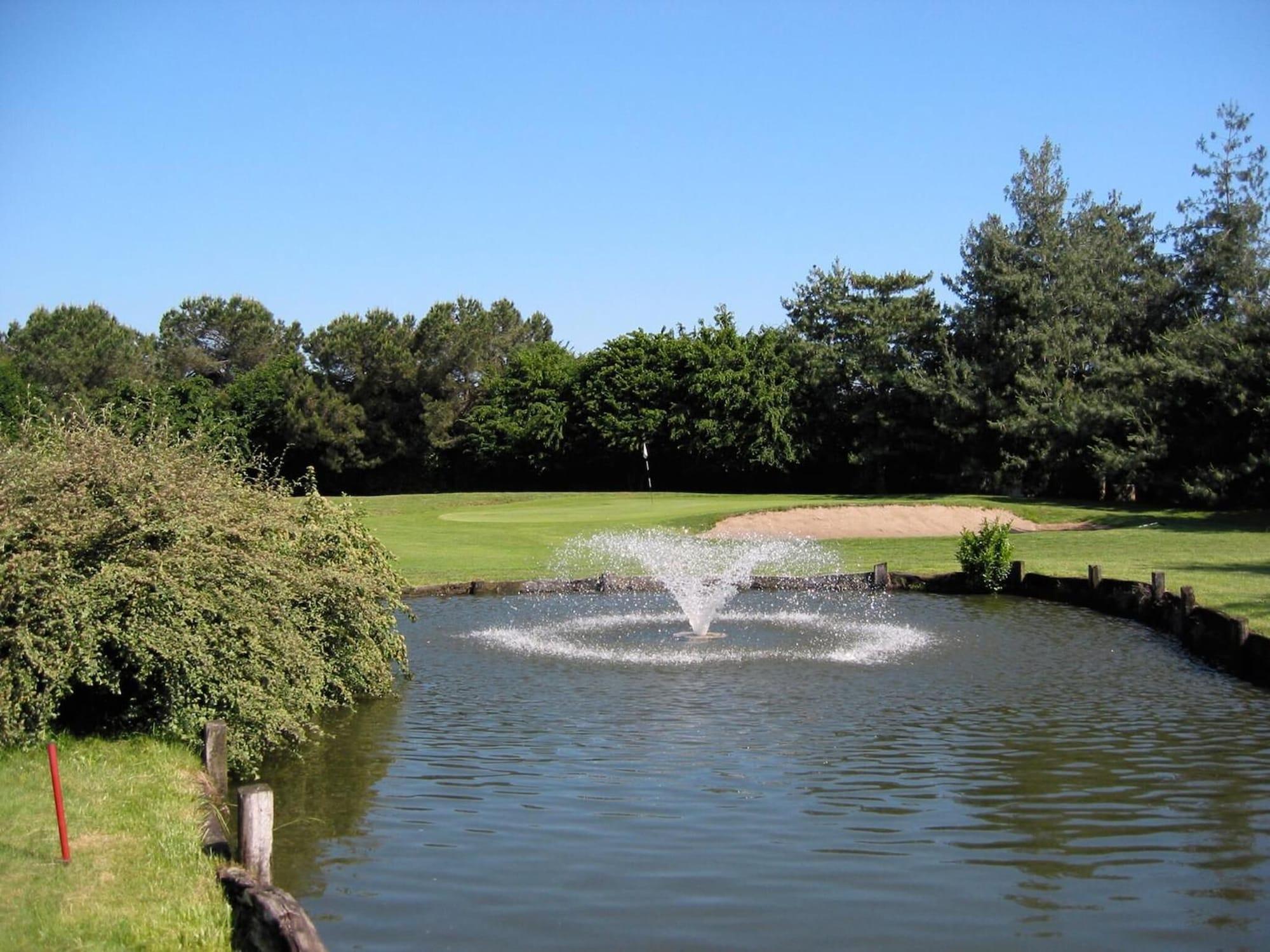 Golf Hotel Lainate Bagian luar foto